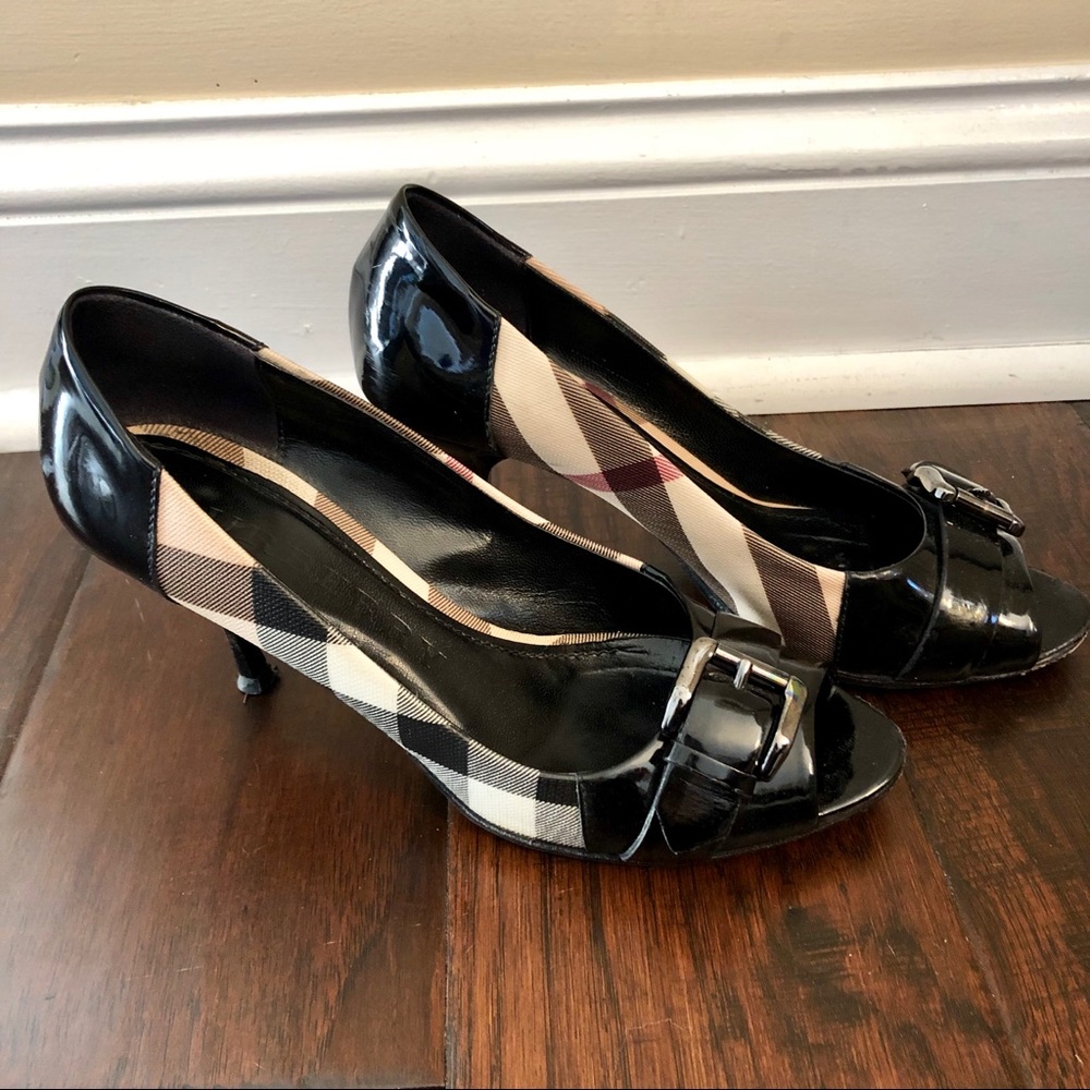 Burberry Authentic Peep Toe Pump